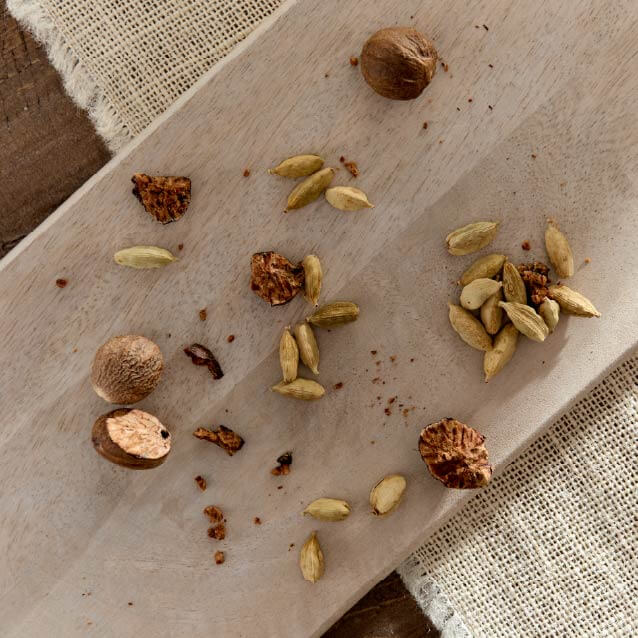 Wax Melt Snap Bar - Cardamom & Nutmeg - Image 2